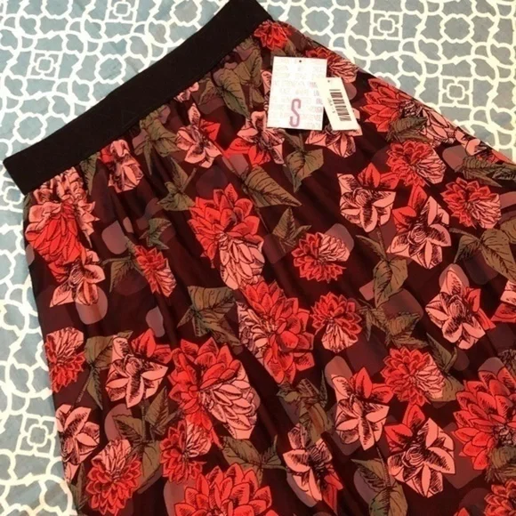 LULAROE Black Floral Lola Small - Picture 3 of 9